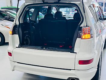 2010 Mitsubishi Outlander 2.4L 4WD MINI SUV | 7-SEATS | SMART KEY | (PRE-OWNED)