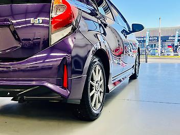 2017 Toyota Aqua 1.5L HYBRID | S GRADE | TRD BODY KIT | HEATED SEATS 