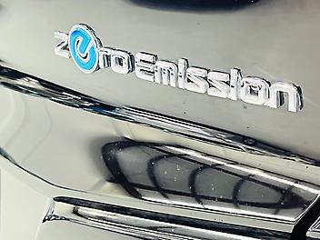 2018 Nissan Leaf NISSAN LEAF X 10TH ANNIVERSARY | 40KWH | 85% SOH | RANGE 240 KM 