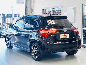 2017 Toyota VITZ HYBRID U SPORT PACKAGE | HIGH SPEC | CRUISE CONTROL