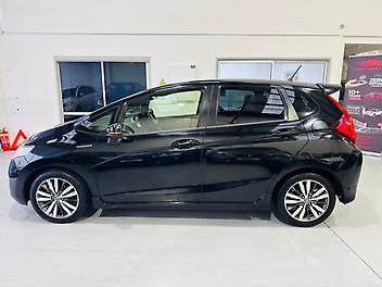 2014 Honda Fit HYBRID S GRADE | LOW KM | NZ NAVIGATION | PRE-OWNED