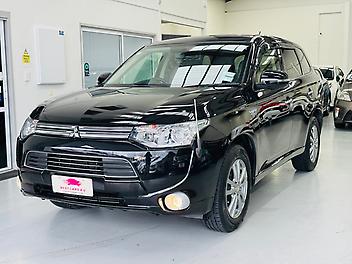 2013 Mitsubishi Outlander PHEV 4WD | LEATHER | HEAT SEAT | (PRE-OWNED)