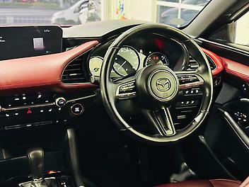 2019 Mazda 3 FASTBACK 20S BURGUNDY  LIMITED SELECTION | SUPER LOW KM