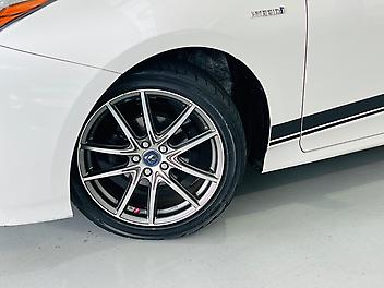 2016 Toyota Prius S GRADE HYBRID | ALLOYS | ADAPTIVE CRUISE CONTROL | PRE-OWNED