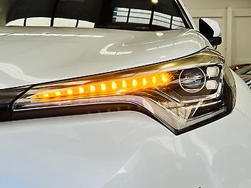 2017 Toyota C-hr G LIMITED HYBRID | RADAR CRUISE CONTROL | MINT CONDITION