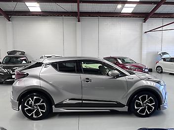 2017 Toyota C-hr 1.8L HYBRID | G LIMITED EDITION | BODY KIT 