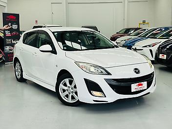 2011 Mazda Axela 1.5L SPORTS HATCHBACK | AUTOMATIC | (PRE-OWNED)