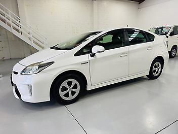 2015 Toyota Prius S GRADE LIMITED HYBRID | FOGs | FUEL SAVER