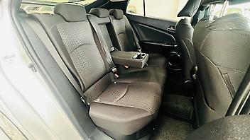 2018 Toyota Prius S GRADE HYBRID | ADAPTIVE CRUISE CONTROL | FOG LIGHTS |