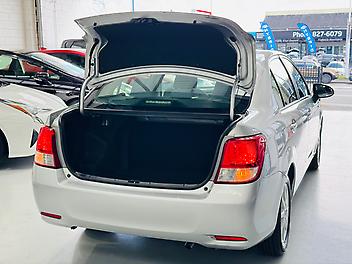 2013 Toyota Corolla AXIO HYBRID G GRADE | PUSH START | SUPER LOW KM |