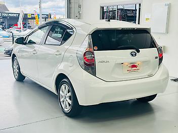2012 Toyota Aqua S GRADE | PUSH START | (PRE-OWNED)