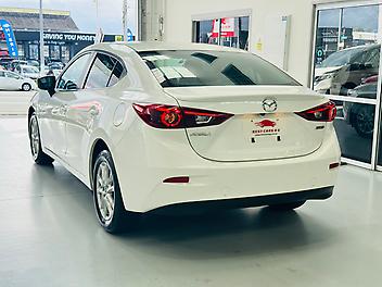 2015 Mazda Axela HYBRID-S LIMITED | LOW KM | HEAD UP DISPLAY | PUSH START