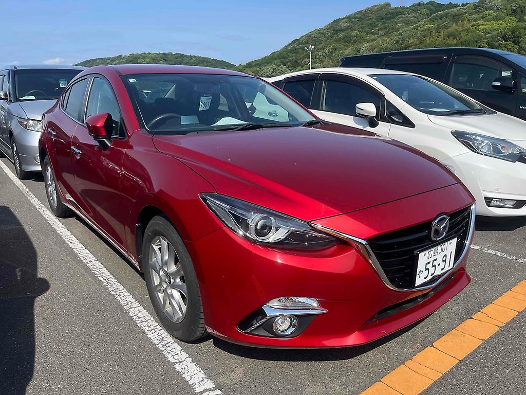 2014 Mazda Axela