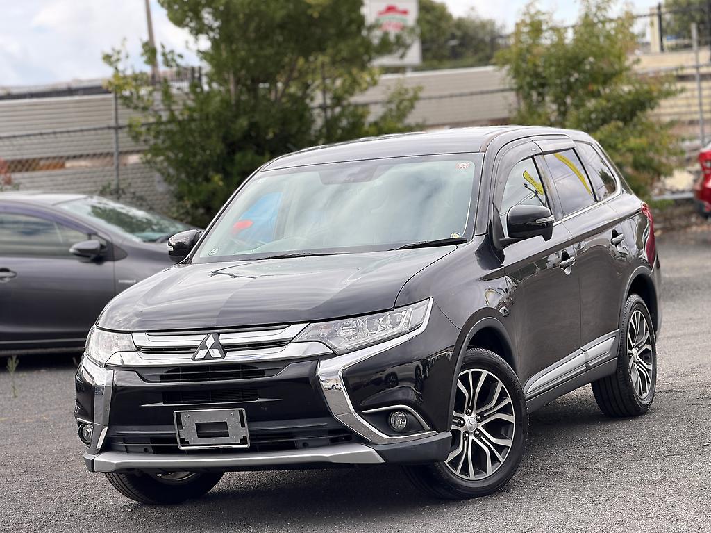 2016 Mitsubishi Outlander G Safety Package