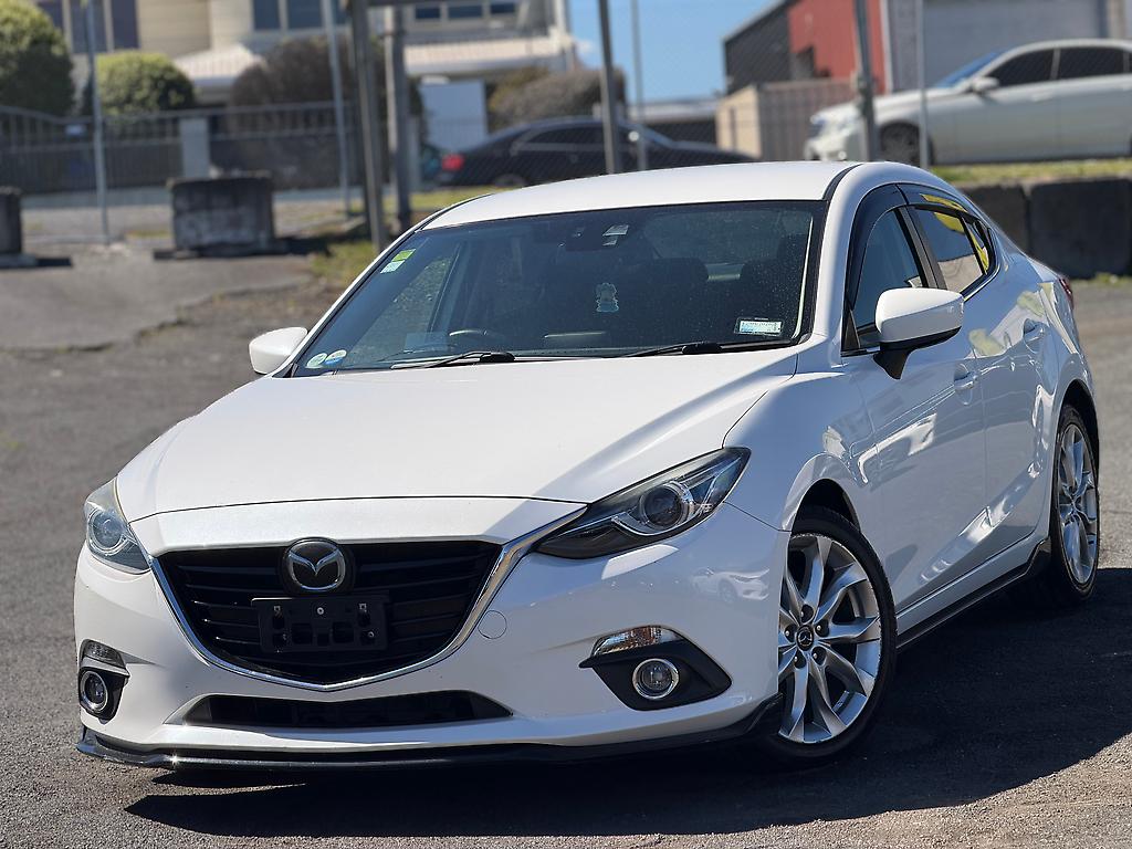 2015 Mazda Axela 15S TOURING