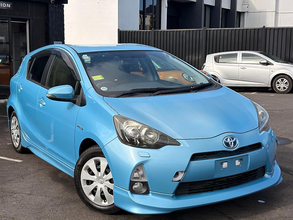 2014 Toyota Aqua S