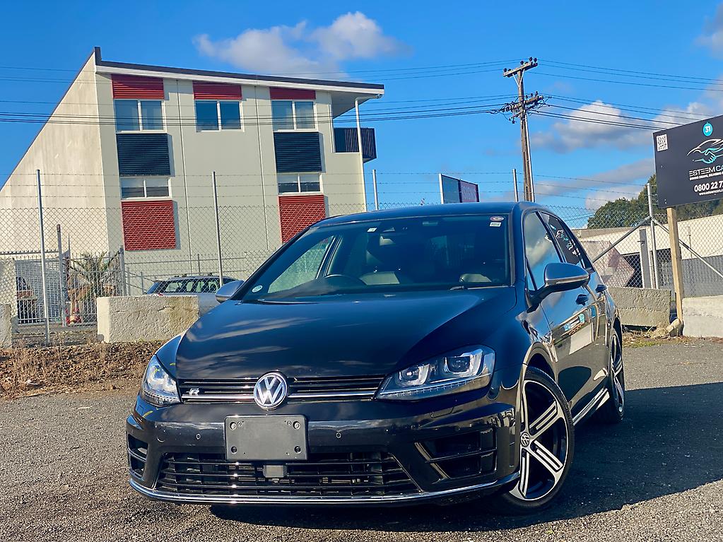 2014 Volkswagen Golf R