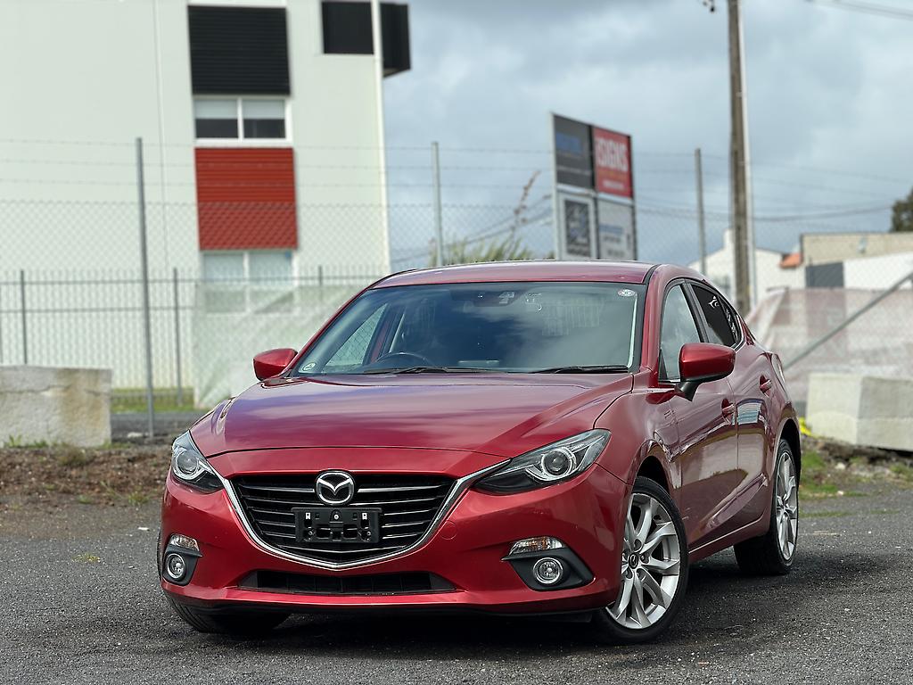 2015 Mazda Axela Sport