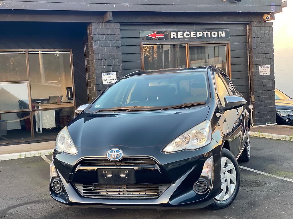 2015 Toyota Aqua