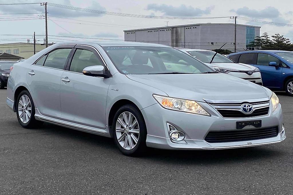 Toyota Camry Sedan