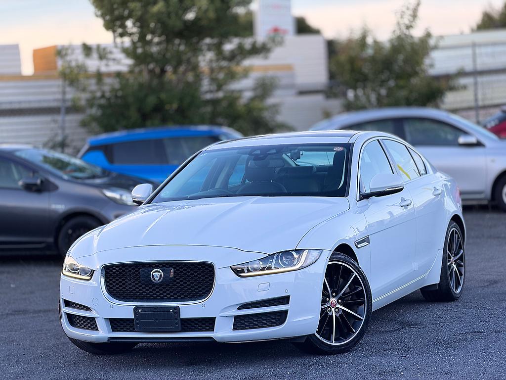 2015 Jaguar Xe XE