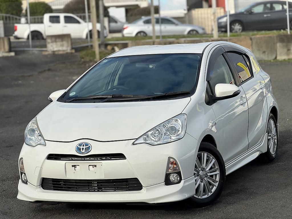 2012 Toyota Aqua Body Kit/ Top 