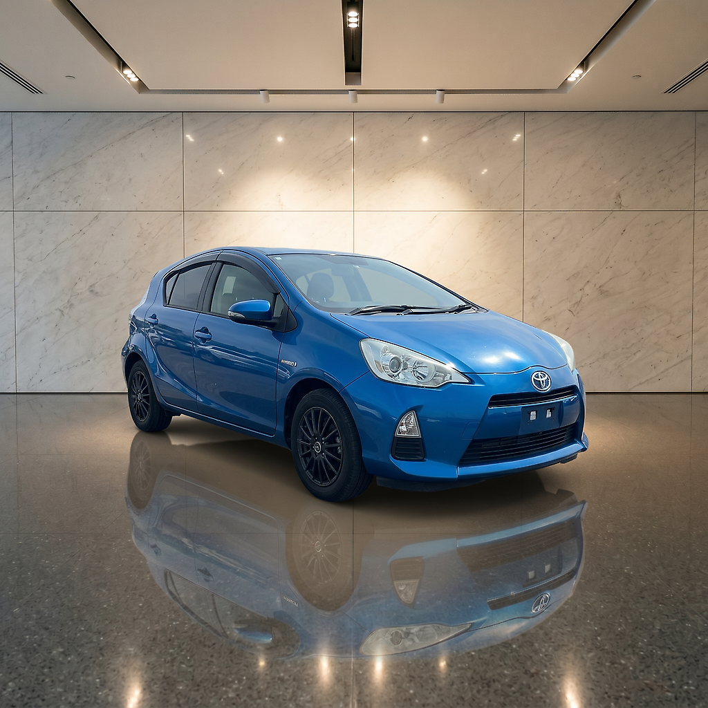 2014 Toyota Aqua S