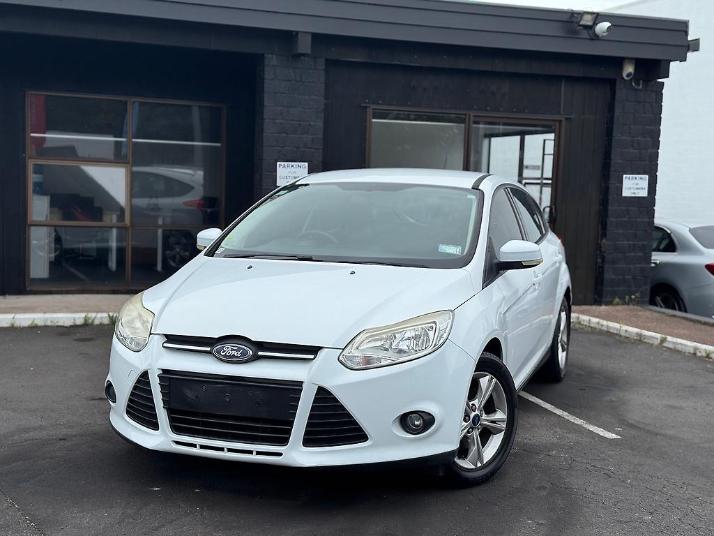 2012 Ford Focus TREND 2.0 AUTO HATCH