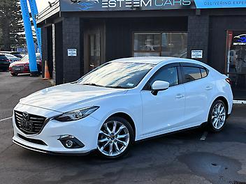 2015 Mazda Axela 15S TOURING