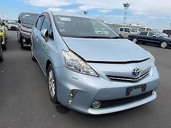 2012 Toyota Prius Alpha S