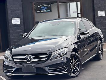 2015 Mercedes-Benz C200 AMG Spec / Red Seats