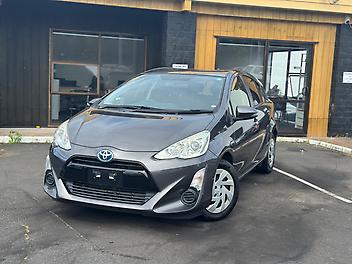 2015 Toyota Aqua S