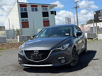 2013 Mazda Axela Hybrid