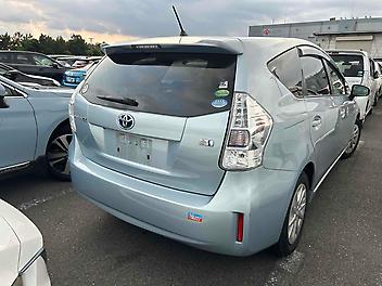2013 Toyota Prius ALPHA S 7SEATER