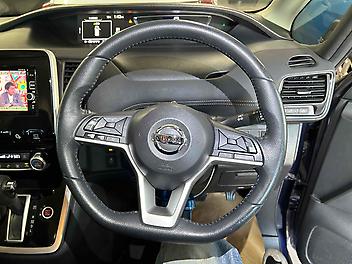 2016 Nissan Serena 5D G