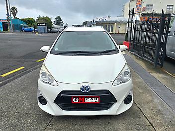 2016 Toyota Aqua S