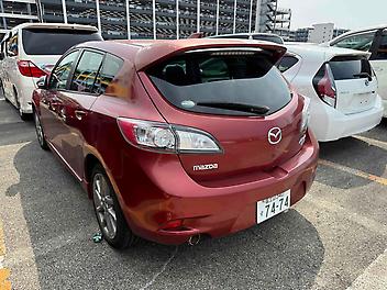 2013 Mazda Axela