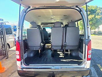 2013 Toyota Hiace Minibus