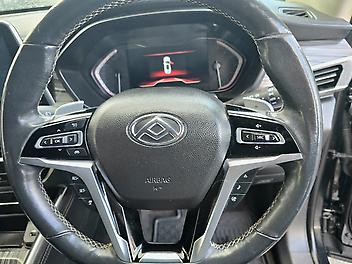2022 Ldv D90 Executive