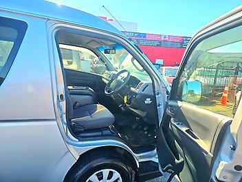 2013 Toyota Hiace Minibus