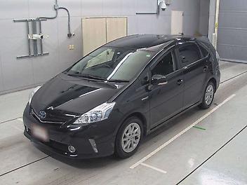 2012 Toyota Prius Alpha