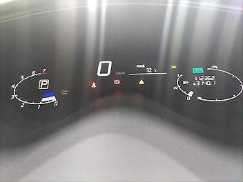 2015 Nissan Serena HIGHWAY STAR V SELECTION  SAFETY S-HYBRID