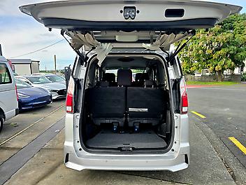 2017 Nissan Serena HYBRID HIGHWAY STAR V SMART