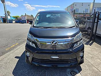 2014 Toyota Vellfire