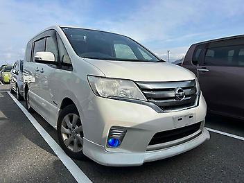 2013 Nissan Serena HIGHWAY STAR HV V AERO