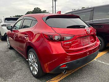 2013 Mazda Axela