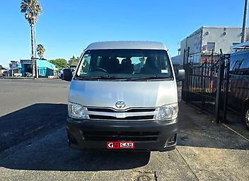 2013 Toyota Hiace Minibus