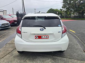 2016 Toyota Aqua S