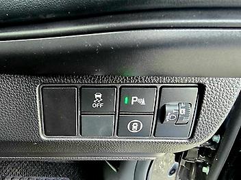 2022 Honda Vezel e:HEV X