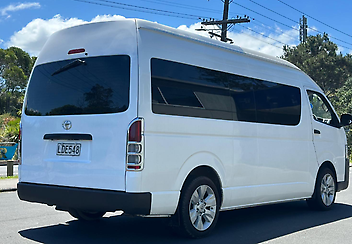 2018 Toyota Hiace MINIBUS TD 3.0DT/4AT